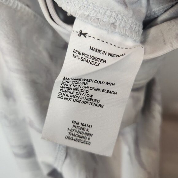 NWT DSG Girls' Crossover Waist 7/8 Tights in Torn Camo Grey - Size XXS (4/5) - Picture 9 of 9